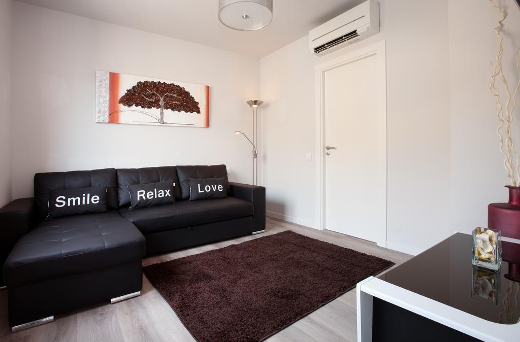 Ferienwohnung APBCN Eixample Center Barcelona Zimmer foto