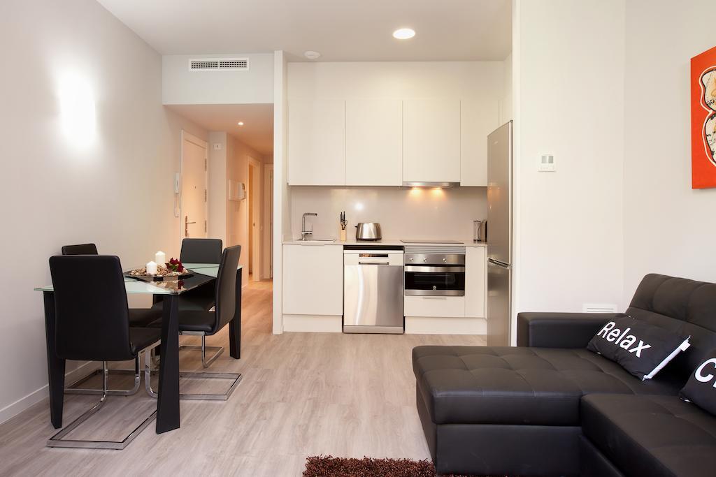 Ferienwohnung APBCN Eixample Center Barcelona Zimmer foto